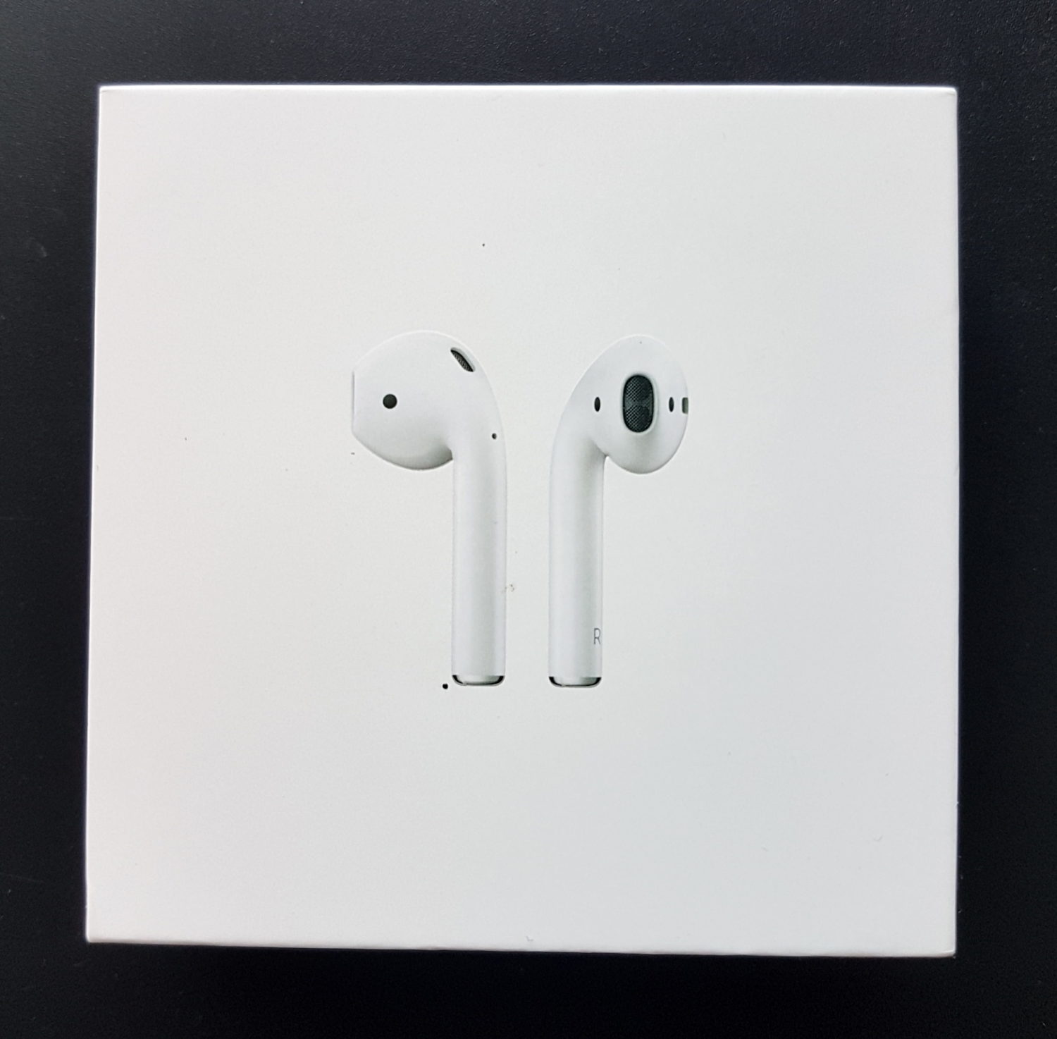 Comment Savoir Si Des Airpods Sont Vrais Comment reconnaitre les vrais APPLE airpods publié le 24 11 2020